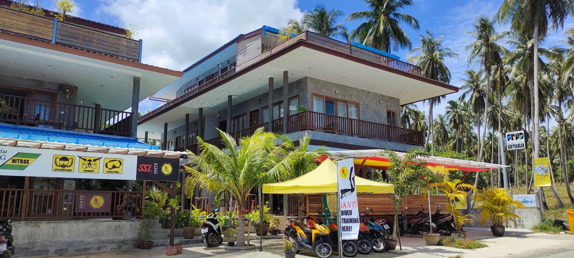 Le Grand Bleu Hotel Wok Tum Exterior foto